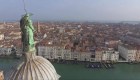 Un recorrido por una Venecia vacía desde las alturas