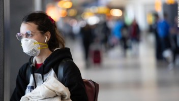 Máscaras en aviones: dónde están las cosas sobre protección personal y distanciamiento social
