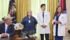 Covid-19: Trump contradice a enfermera en la Casa Blanca