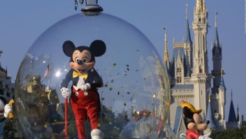 Nieto de Walt Disney critica a la compañía fundada por su abuelo