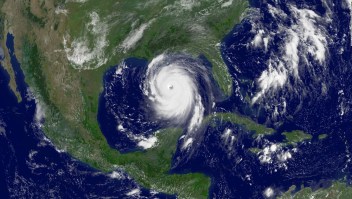 EE.UU. espera una activa temporada de huracanes