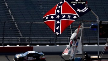 Nascar: El piloto que pide quitar banderas confederadas