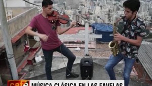 Música gratis en una favela y un museo colecciona objetos de las protestas en EE.UU.