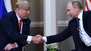 Rosa Townsend: El presidente Trump emula a Putin