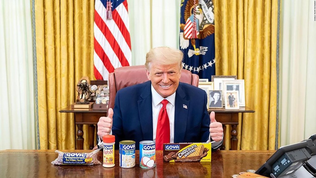 Trump lanza campaña en español para defender a Goya Foods