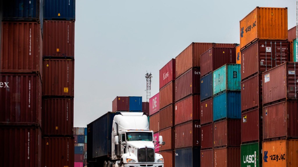 Las exportaciones de México caen un 12,8% en junio