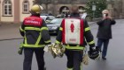 Auto arrolla a varios peatones en Alemania 