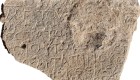 Hallan mensaje escrito hace 1.500 años en una piedra