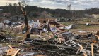 Así dejó un tornado a Birmingham, Alabama