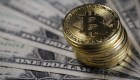 ¿Puede el bitcoin acabar con la hegemonía del dólar?