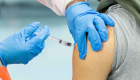 Gobernadores republicanos instan a residentes a vacunarse