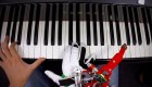 Este pulgar robótico sirve para tocar el piano