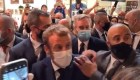Mira el golpe a Macron cuando le tiraron un huevo