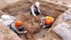 Descubren restos funerarios de más de 800 años en Perú