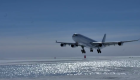 Mira un Airbus A340 aterrizar por primera vez en la Antártida