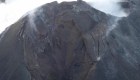 Mira cómo se abren grietas en el volcán en La Palma