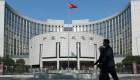 China recorta tasa de interés por primera vez en 20 meses