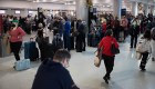Aerolíneas cancelan cientos de vuelos antes de la Navidad