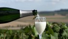 Alcanza la venta de champán récords en 2021 pese a covid