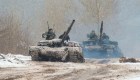 Rusia acerca vehículos blindados a la frontera ucraniana