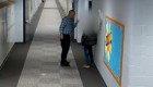 Video capta a maestro que golpea a un estudiante