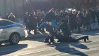 Los golpes de un policía a un manifestante en San Petersburgo queda registrado en video