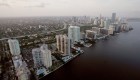 ¿Por qué Miami decretó toque de queda?