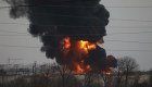 Helicóptero ataca un depósito de combustible en Rusia