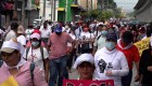 Salvadoreños piden acciones al gobierno para mejorar los costos de vida