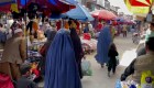 Mujeres deberán cubrir sus rostros en público en Afganistán