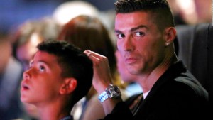 Cristiano Ronaldo Jr., cada vez más parecido a su padre