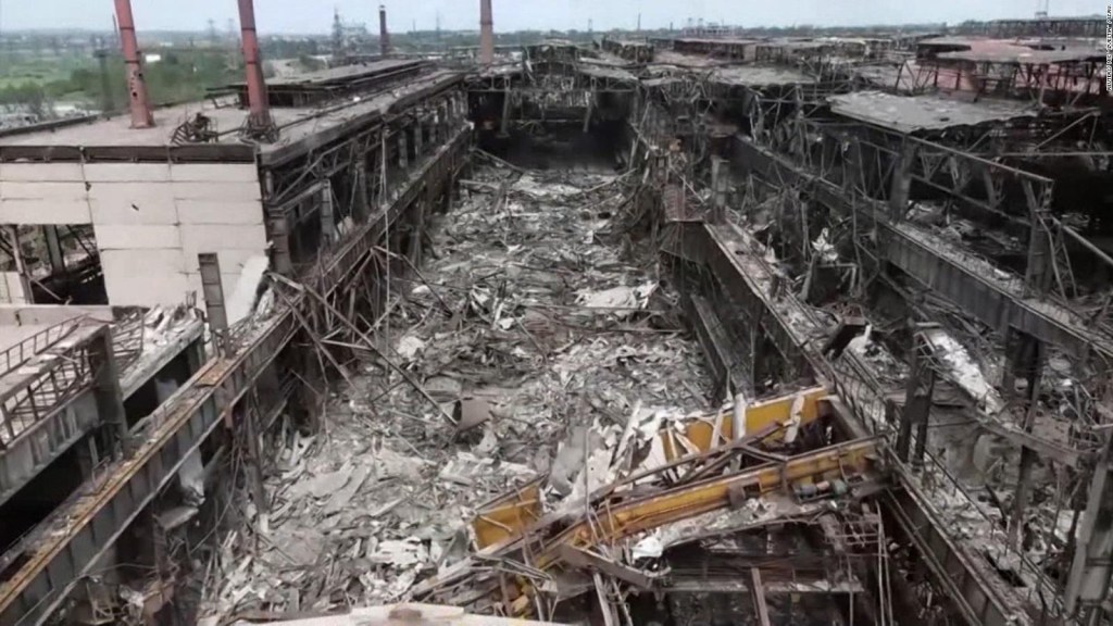 Catástrofe en planta siderúrgica de Mariúpol con los ojos de un dron