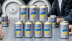 Lanzan cerveza con los colores de Ucrania para recaudar fondos