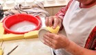 ¿Son las esponjas opción más higiénica para lavar platos?