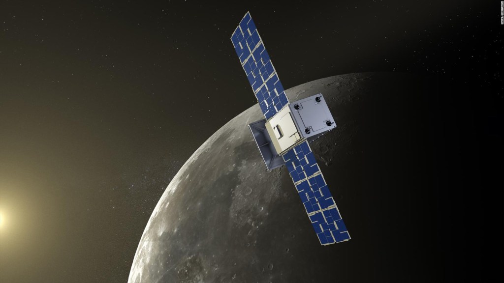 Un pequeño satélite, listo para probar órbita lunar elíptica única