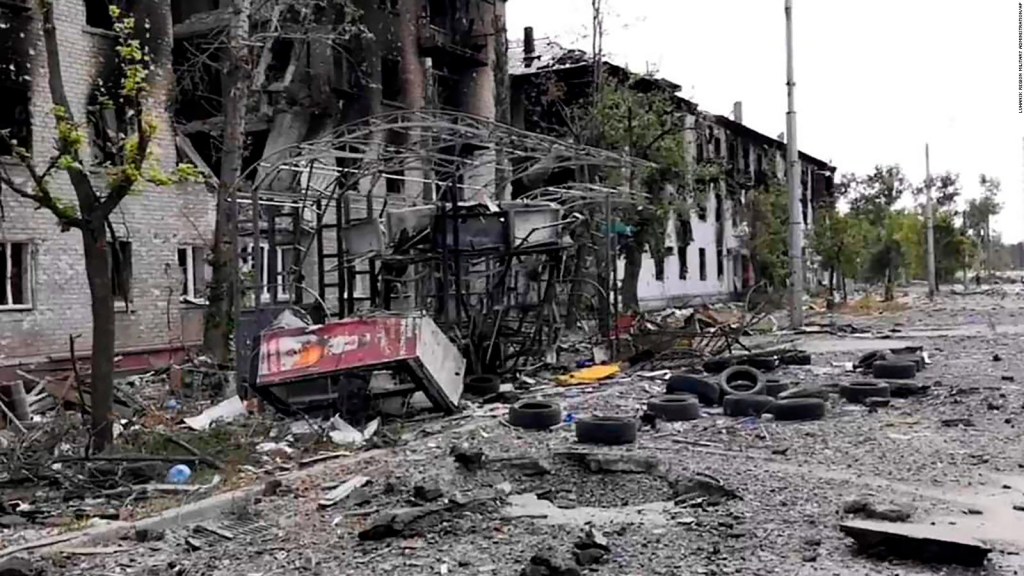 Rusia y Ucrania protagonizan duras batallas en Luhansk