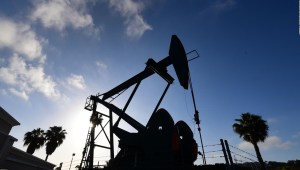 El precio del barril de petróleo cae por debajo de US$ 100