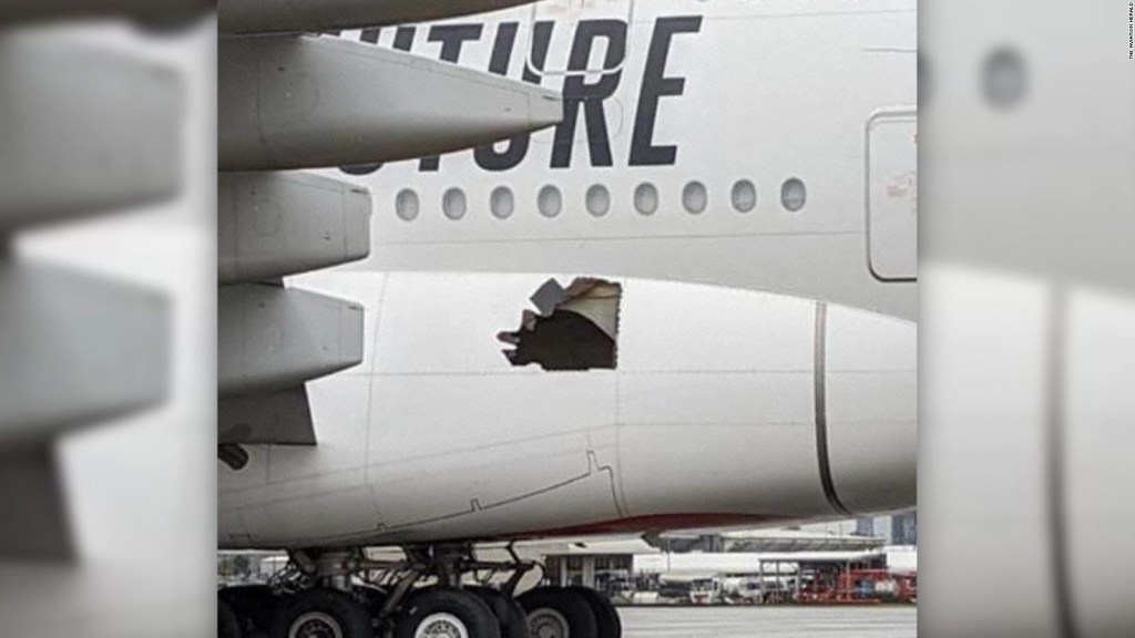 Agujero en un Airbus A360 deja helados a sus pasajeros