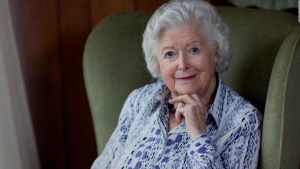 June Spencer se retira a los 103 años