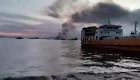 El momento del incendio de un transbordador con 82 pasajeros en Filipinas