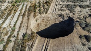 ocavón en Tierra Amarilla revive críticas a la explotación minera en Chile