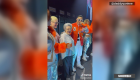 Abuelita baila junto a Daddy Yankee en su concierto de Connecticut