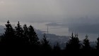 Mira a Vancouver cubierta de humo por los incendios forestales en Canadá