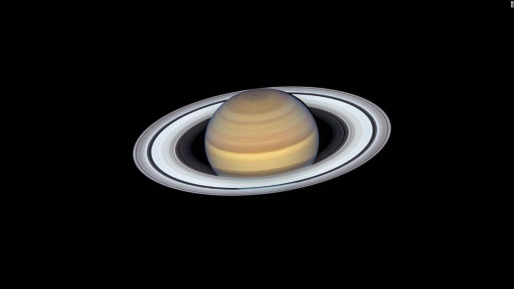 La nueva teoría sobre qué serían los anillos de Saturno