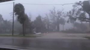 Así fue el paso del ojo del huracán en Punta Gorda, Florida