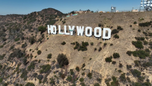 El letrero de Hollywood se rejuvenece para celebrar sus 100 años