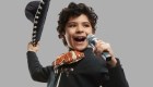 El niño que interpreta a Vicente Fernández en serie de Netflix