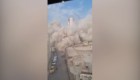 Así se derrumba parte del edificio Metropol en Irán