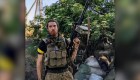 CNN presencia traslado de restos de estadounidense muerto en Ucrania