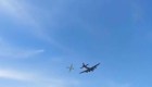 Aviones militares antiguos chocan durante exhibición en Dallas